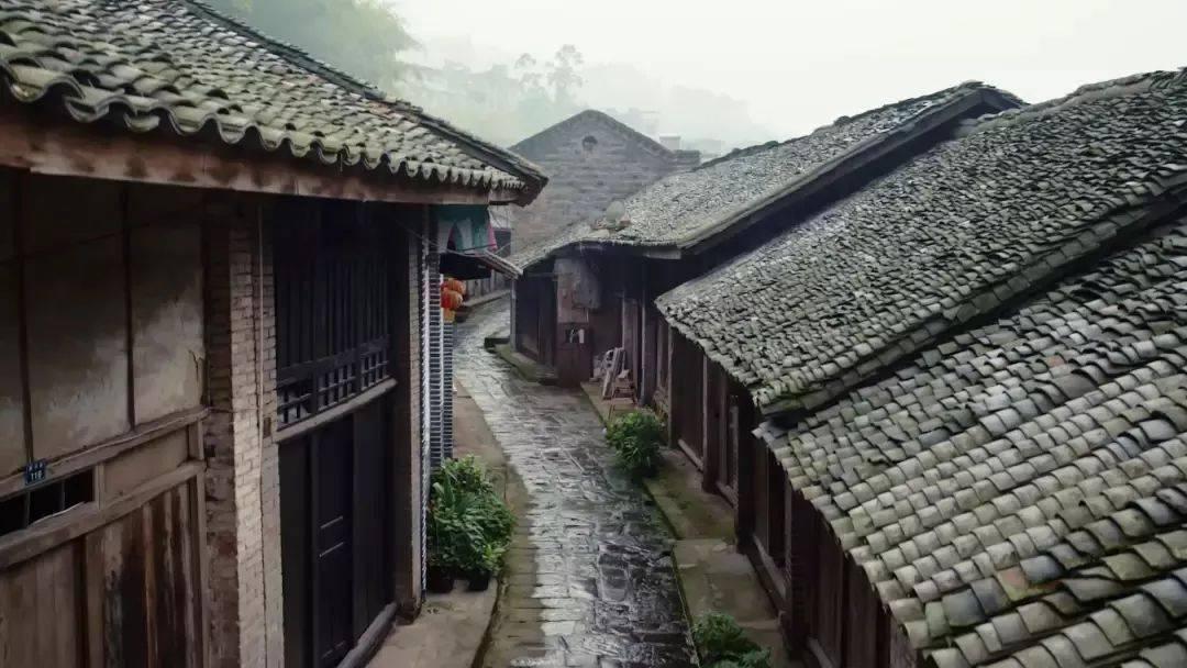 1000伏的电压600安的电流的继电器需要多大变压器?-专业的问答类网站